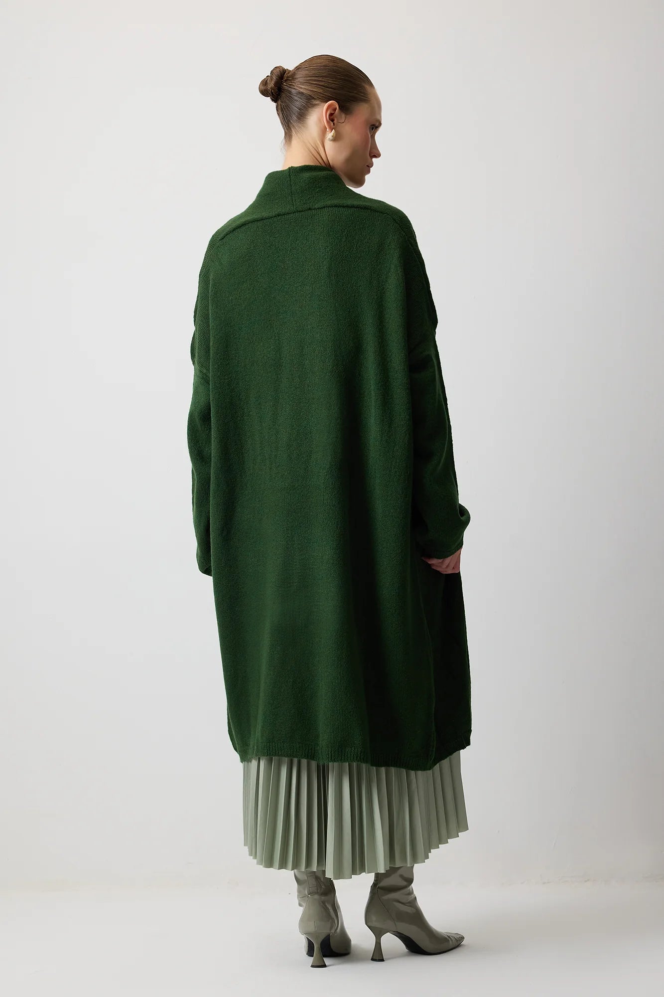 OVERSIZE neuletakkitaskuilla - khaki