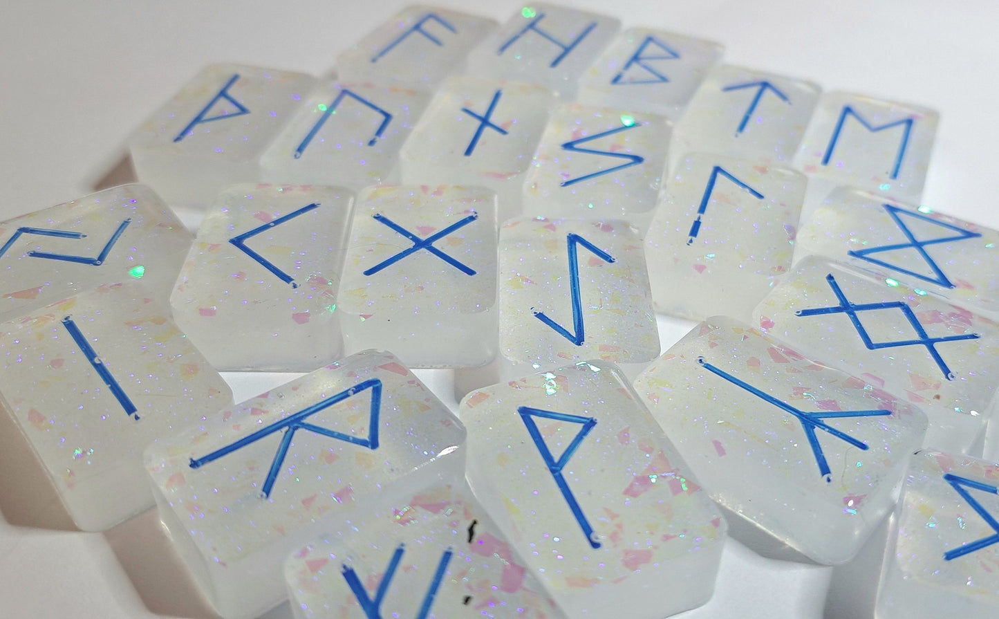 Blue Frozen -riimut, nro 16