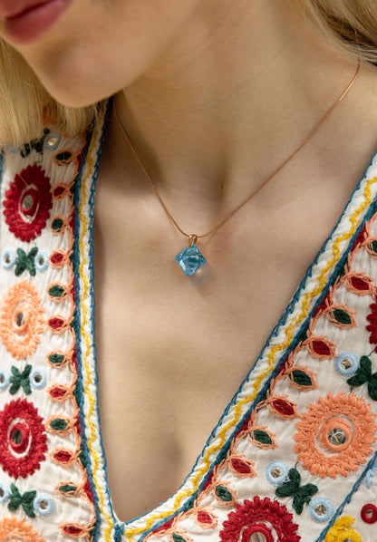 Viistehiottu Prinsessa -riipuskaulakoru JS.0034