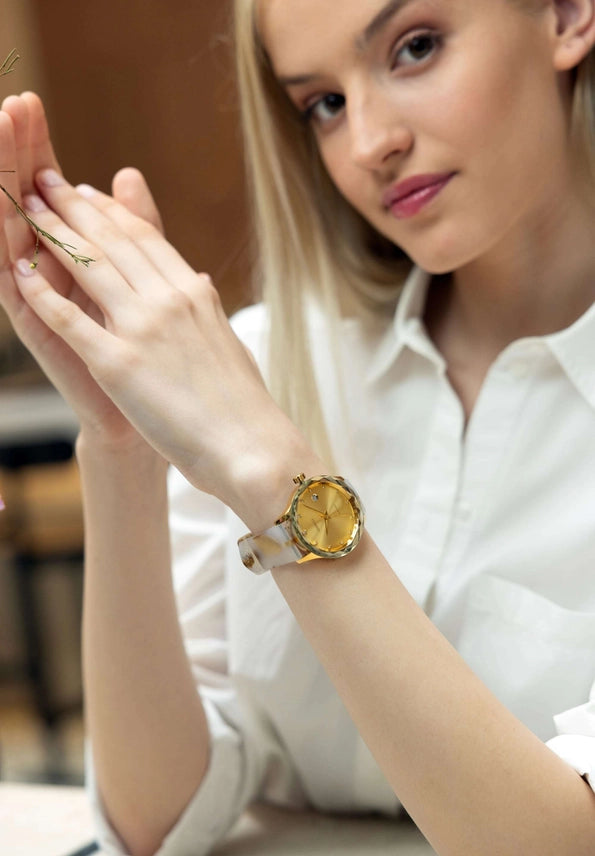 Tiro Sveitsiläinen naisten kello J6.242.M