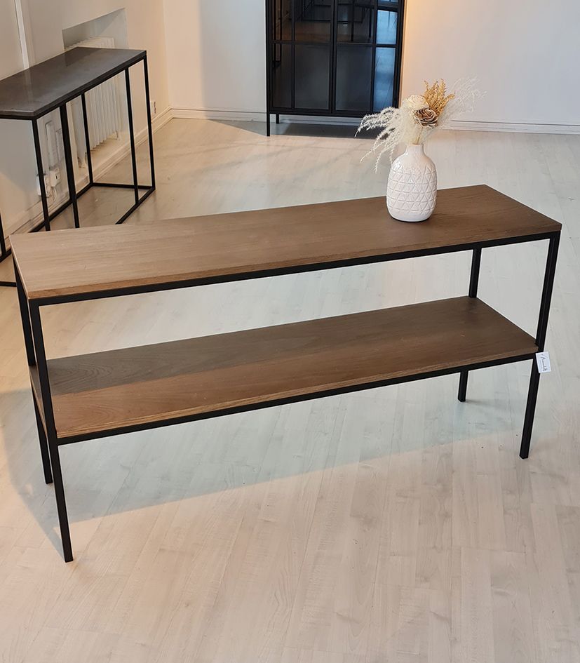 Sivupöytä 140x40x75cm