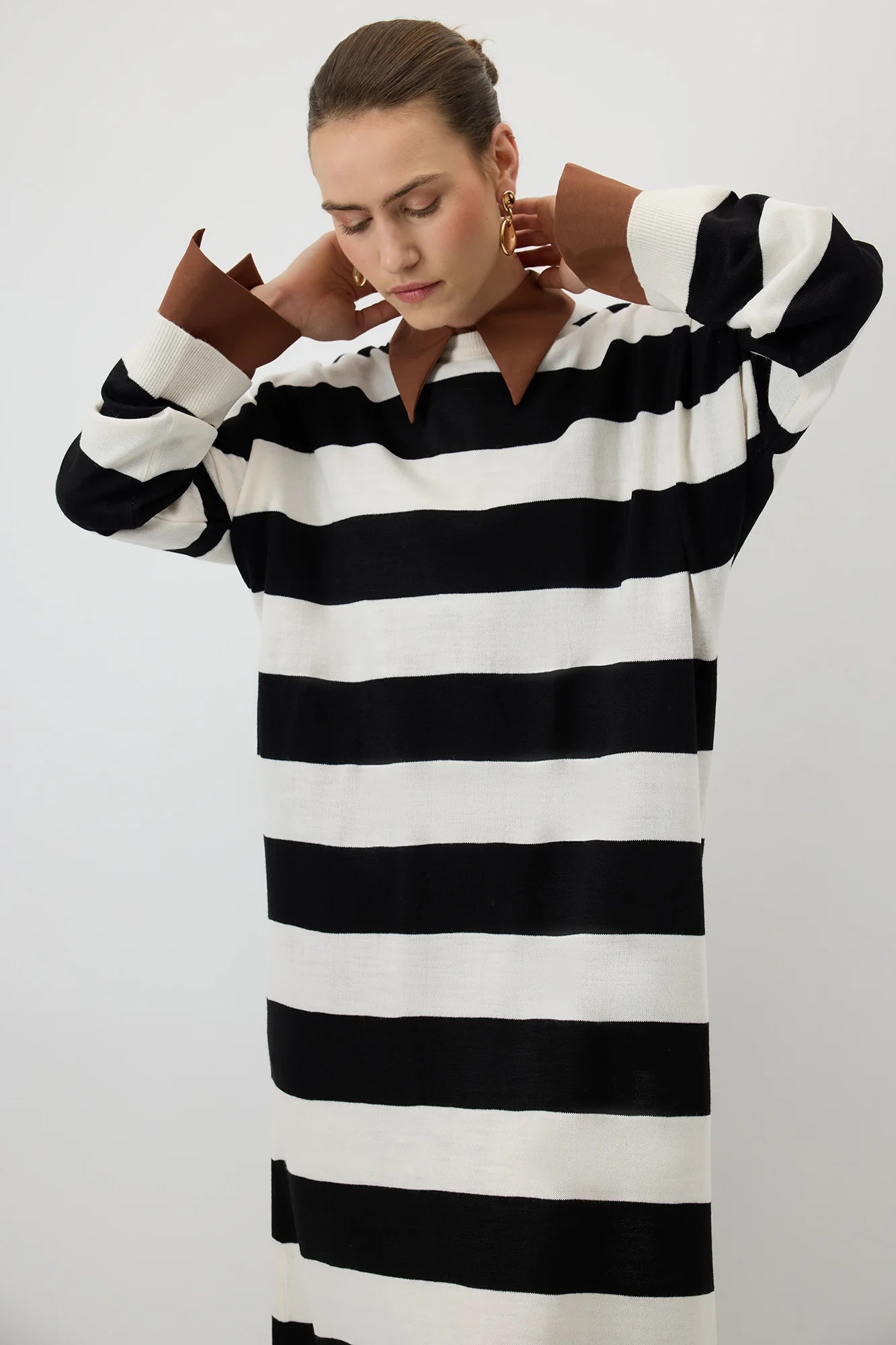 RAIDALLINEN NEULEMEKKO