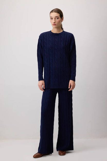 TWISTED PATTERNED neuleasu - laivastonsininen