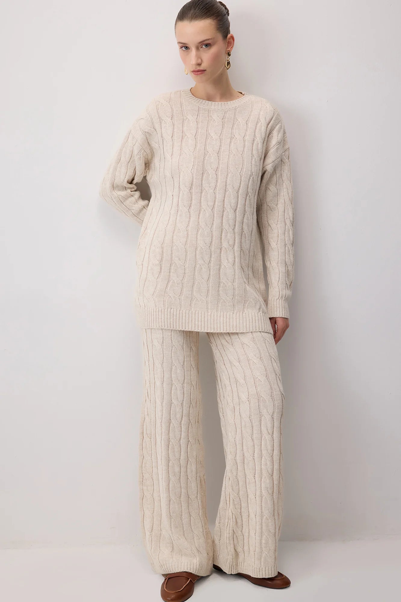 TWISTED PATTERNED neuleasu - kerma