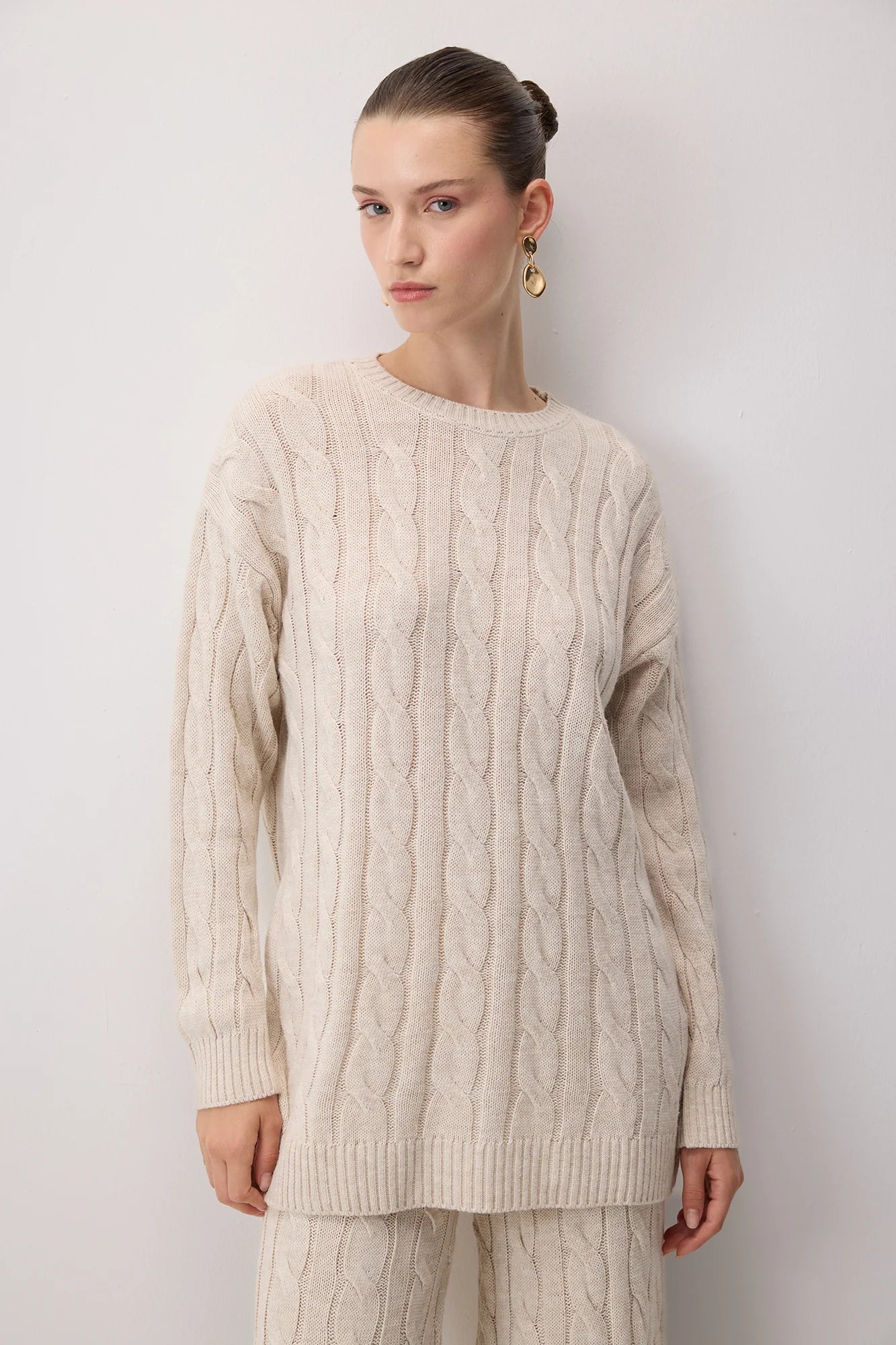 TWISTED PATTERNED neuleasu - kerma