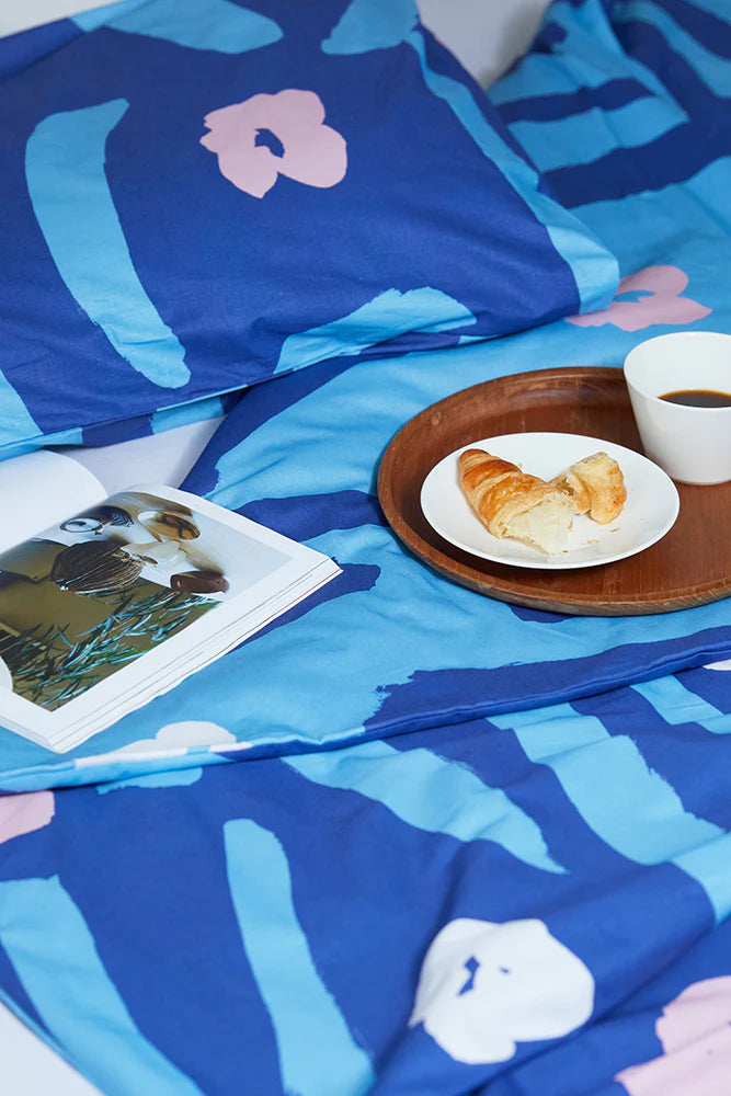 Pussilakanasetti 150 x 210 cm ja 50 x 60 cm Niitty, Sininen