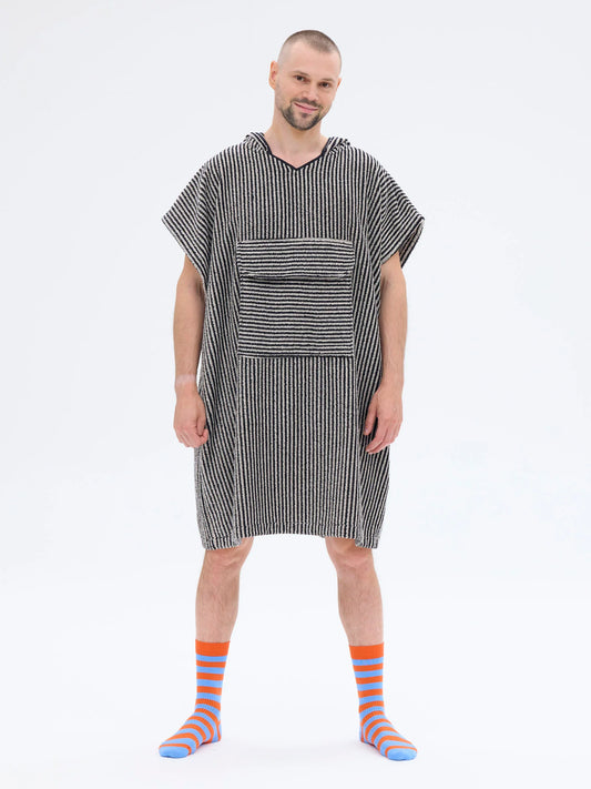 Unisex Poncho Raita, Musta/Hiekka