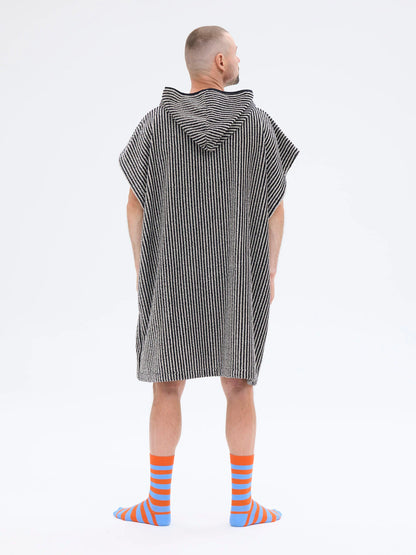 Unisex Poncho Raita, Musta/Hiekka