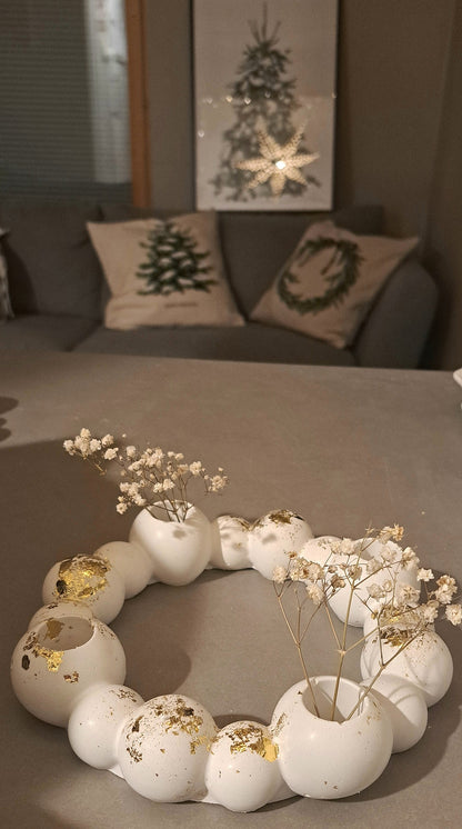 Kynttelikkö - kullattu