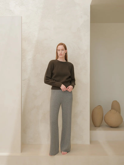 Kashmir-sekoitteiset yksiväriset housut