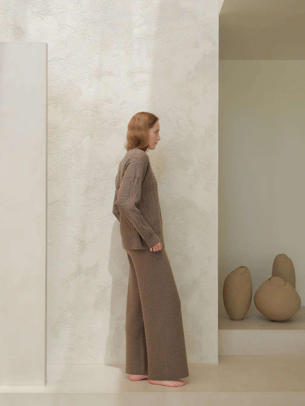 Kashmir-sekoitteiset yksiväriset housut