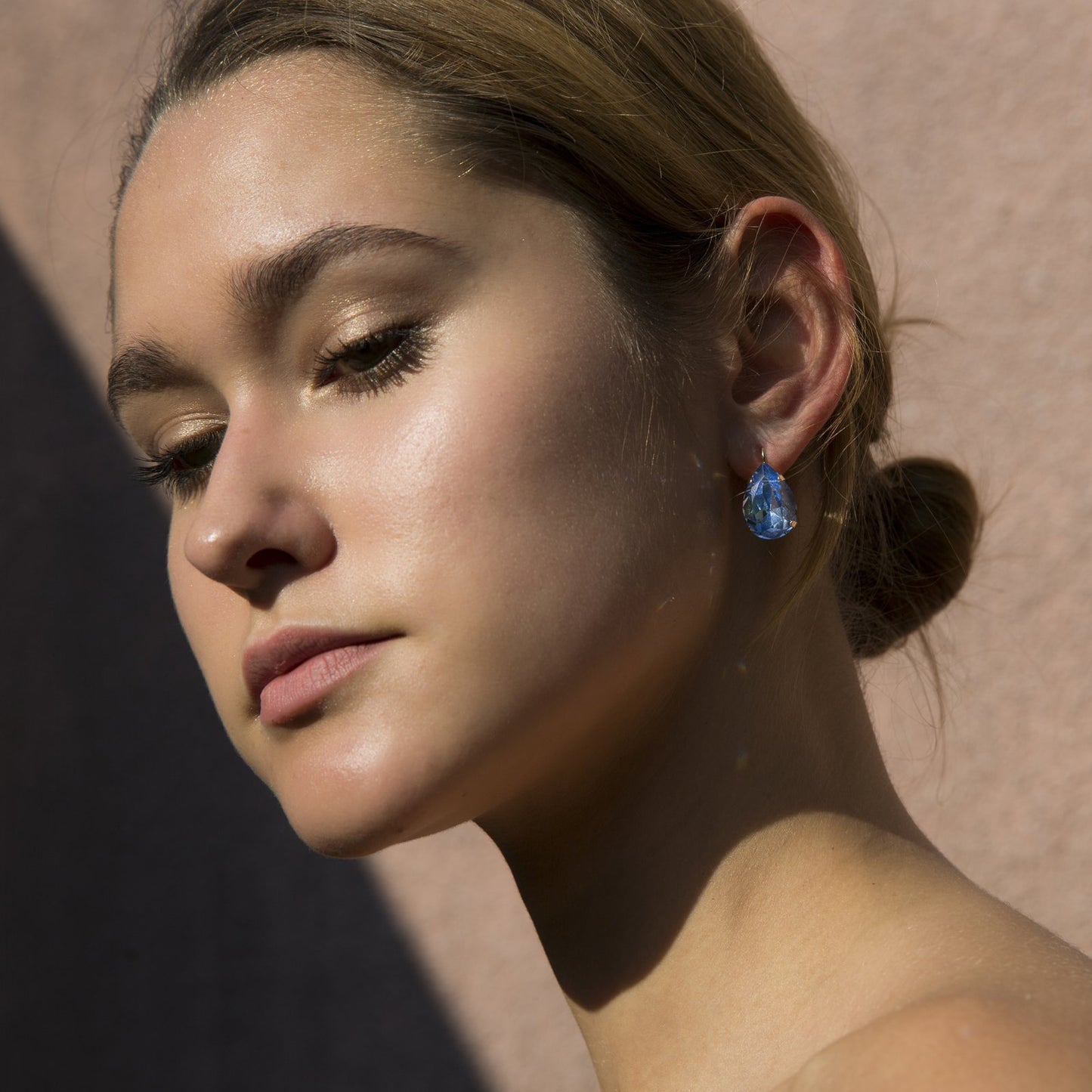 Lacrima Light Saphire Earhangers