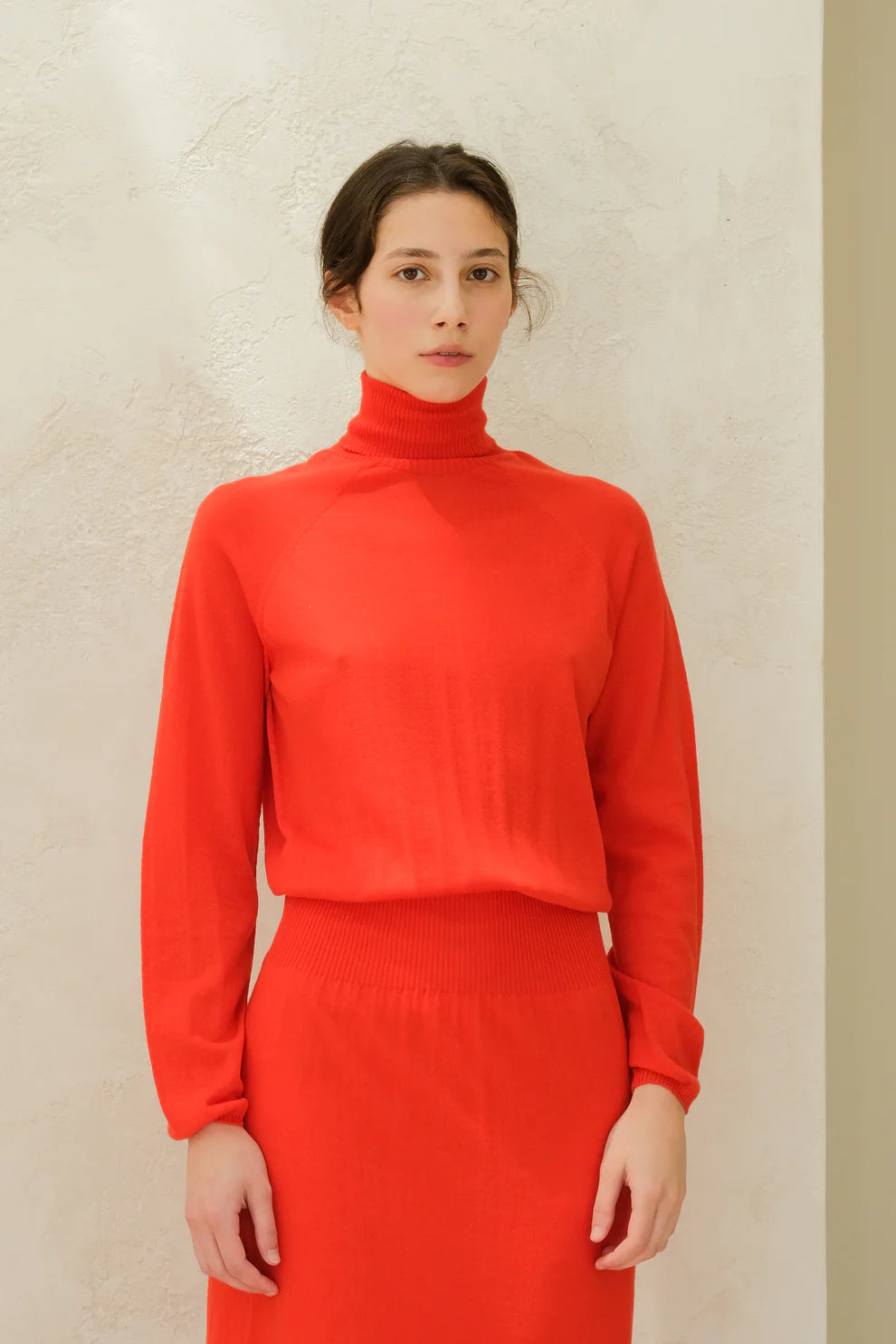 Erittäin hienoa merinovillaa oleva mekko (3D-neulos)