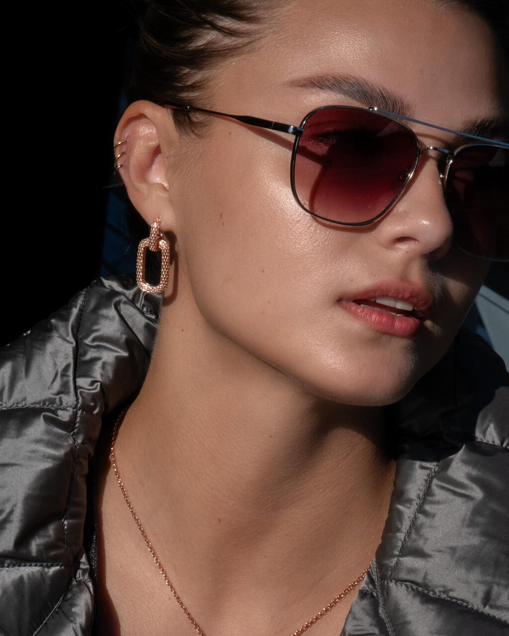 Honey Bee Hoopy Link Charm