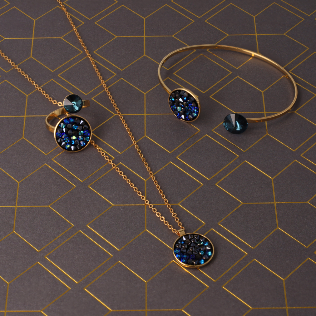 Classic Necklace Bermuda Blue kaulakoru