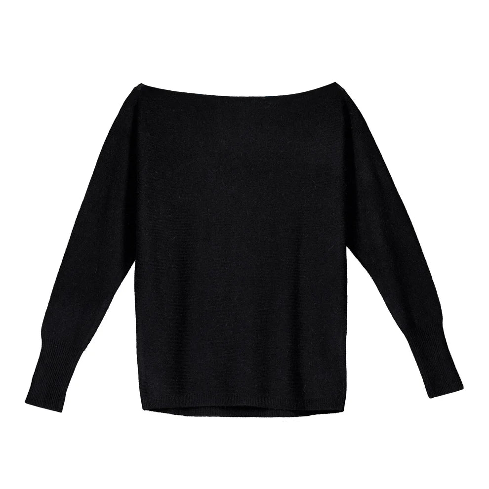 Claudia neulepusero, musta