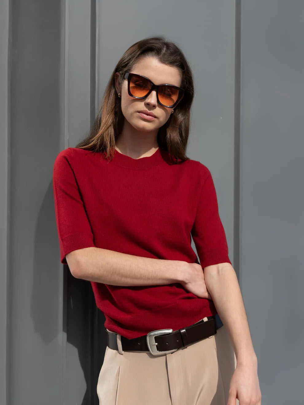 Roma neulepusero, viininpunainen