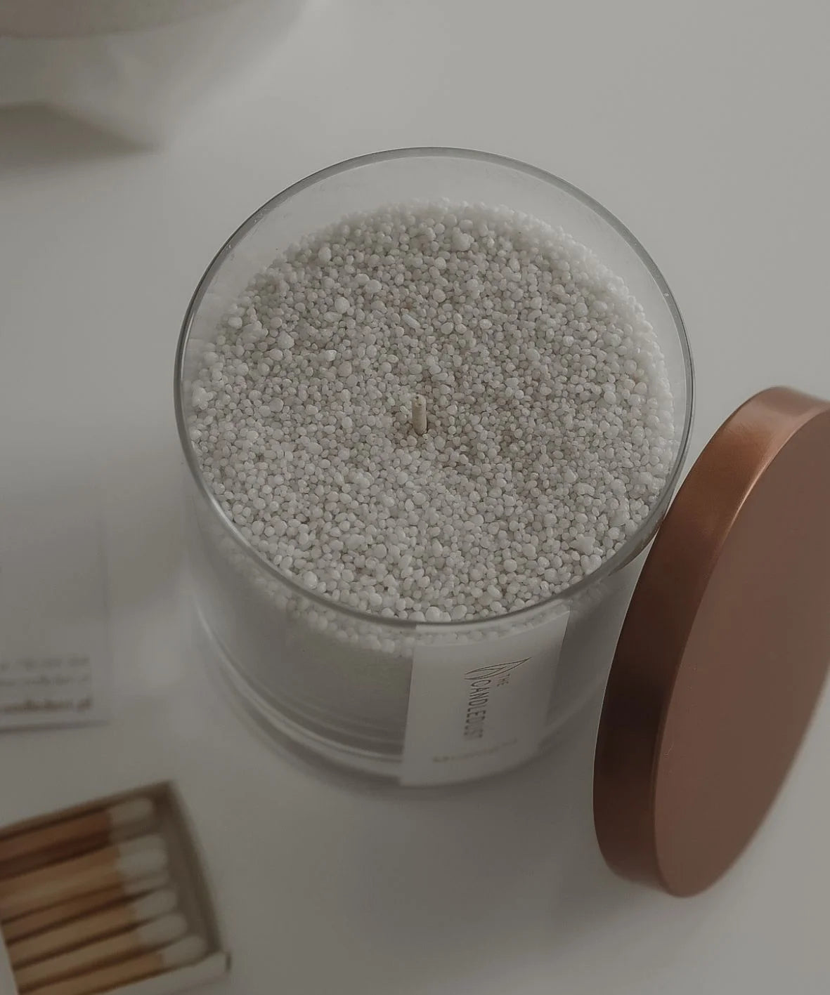 Hopeinen hajusteeton kynttilähiekka 330g