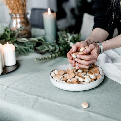 Salvia pellavapöytäliina